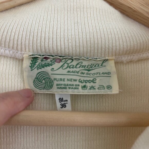 Vintage Balmoral Scotland Wool Sweater Size36 Pure New Wool Embroidered Pullover - Picture 8 of 11